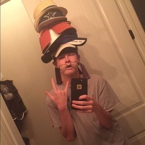 Meet your Posher, Zachry